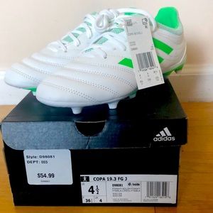 Soccer cleats size 4 1/2, new with tags